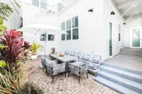 The Ampersand Garden Villa: Romantic, Artful Luxury -  Ferienhäuser