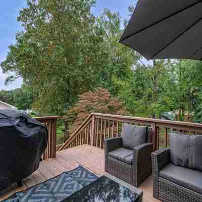 Game room, great for families, centrally located in Piedmont Triad Others