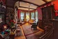 The Jeweled Turret Inn - Wifi
