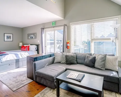 Hillside Blue Mtn Family Loft @ North Creek Resort Hotels near Weider Express
