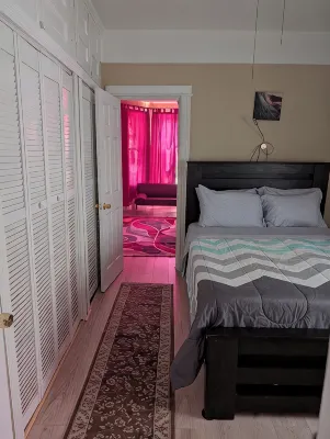 Charming 2-Bdr Apartment 900SF with Wi-Fi, AC, 20 Minutes Away from TS Manhattan - キッチン