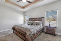 3-bedroom house in brilliant Twin Falls with AC, WiFi - 4-Star