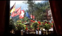 Hotel Astoria - Mountain view