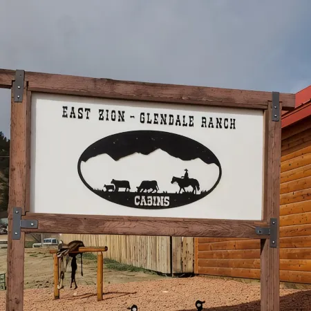East Zion-Glendale Ranch Cabin 2