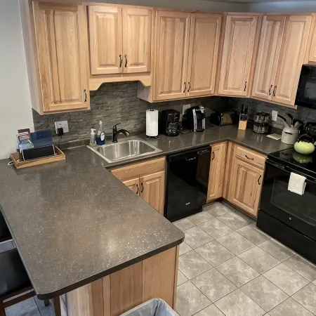 Ski condo close to multiple resorts