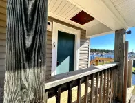 Knot One- Balcony View of ICW- Dog Friendly! - Wifi