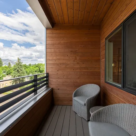 Bozeman 406 Downtown Loft with Indoor Parking!