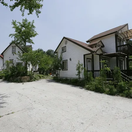Gangneung Baugol Pension Отели рядом с достопримечательностью «Музей Тэгваллён»