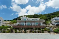 Namhae Seolleim Pension - إطلالة على البحر