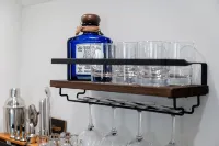 Location! Location! Location! BEACH, Shopping, Park, All 3 min walk! Super Clean - Jacuzzi