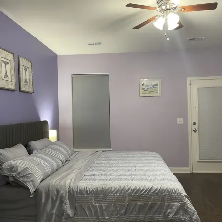 Spacious 3 level Townhome in prime location! Tvs & fans in all 4 bedrooms!!