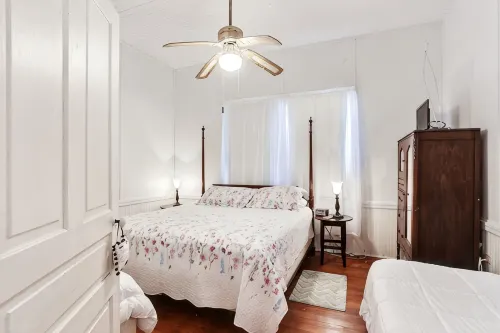 Classic Home in the Heart of Old Town Bay St. Louis Featuring Three King Beds! - 2-Star