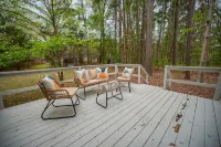 North Hills Oasis- 5mins from North Hills, Newly Renovated, Two En Suites! - Boutique