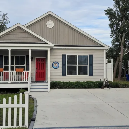 Newly-built 3 beds/2 baths home in Oak Island