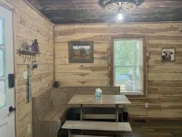 Private 14 acre Creek side Cabin and close to Lake - 2-Star