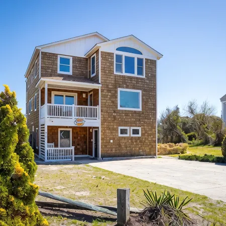 Updated, Corolla Home; 5 mins to Beach, Heated Pool, 2 Hot Tubs, Game Room