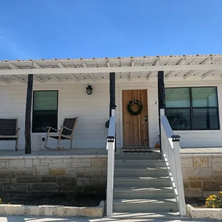 The Ranch@Fredericksburg - Carriage House - 1BD/1BA