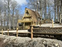 Lake house w/seasonal pool and boat storage. - 3-stjärniga