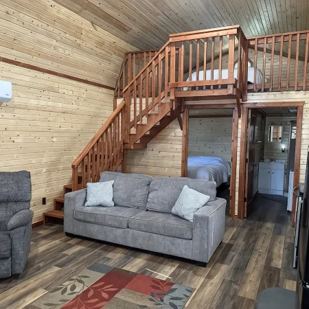 Tan cabin close to University of Central Missouri and Whiteman AF Base