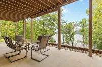 Norris Lakefront Retreat! King Suites, Private 2 Slip Dock, Firepit - 2027 Open! - ブティック