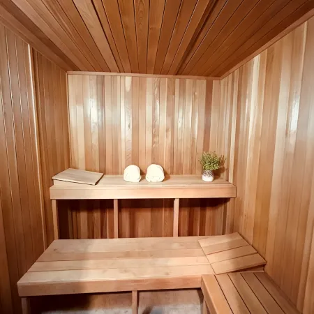 3 Levels w/ Mountain Views, 5 Mins to Stratton Base, Sauna, Firepit, ACs