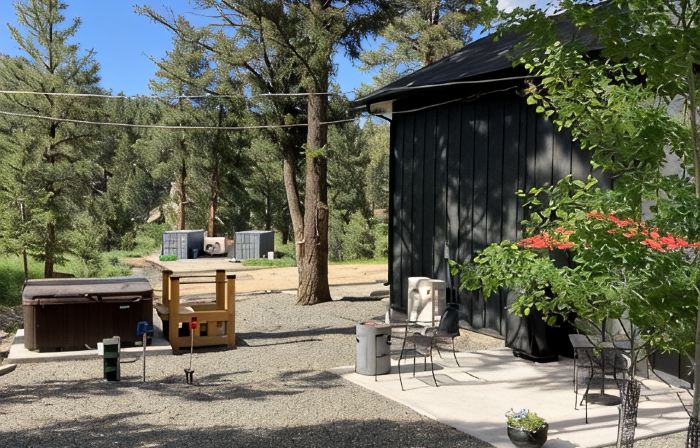 Modern Relaxing Escape - The Clancy Cottage