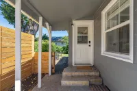 Minutes from oregon wine country and walking distance from George Fox University - Wifi