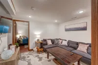 Paoli Den - Renovated Flat! - WiFi