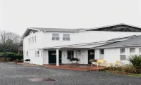 Boardwalk Cottages - Pet friendly