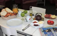 Hostal Can Massot - Pensions