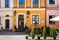 老城盧布林的Apartamenty Kamienica Muzyków - 接送服務/穿梭巴士