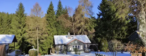 Cozy vacation home for 4 people on the edge of the forest - wonderfully quiet on the Rennsteig - Wi-Fi