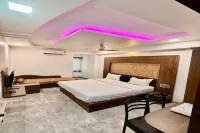 Hotel Ramdev Rooms - parking