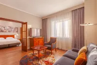 Realliance Samara Hotel (Ex Renaissance Samara) - 바