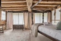 2-Bed Barn| Private Drive & Gardens - By Tempstay - 2-Star