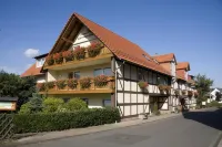 Brauner Hirsch Hotels in GroBalmerode