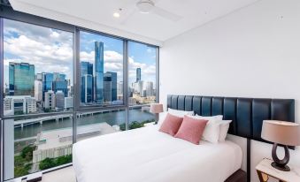Hope Street Apartments by CLLIX