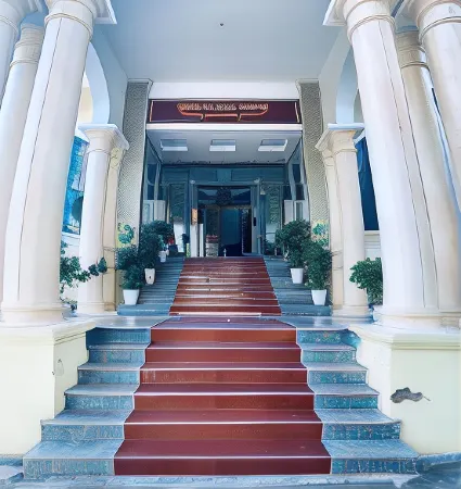 Huong Sen Hotel Bac Giang Отели в г. Бакзянг