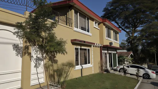 Suites & Apartments San Benito - Zona Rosa