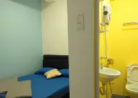 Moon Eleven Hostel Near KLIA & KLIA2