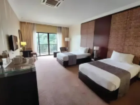 Mines Beach Resort Hotel Hotels in Seri Kembangan