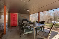 Kingston Family Retreat ~ 3 Mi to Lake Texoma!