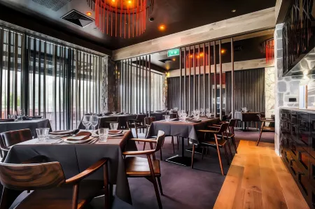 Little National Hotel Canberra