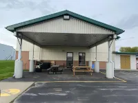 Wallaceburg Inn