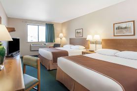 Super 8 by Wyndham Kamloops on the Hill
