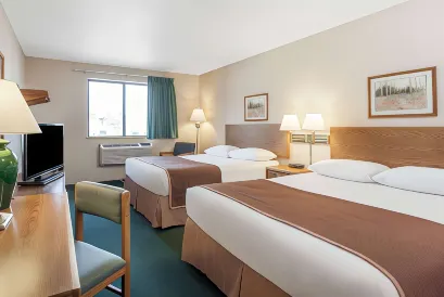 Super 8 by Wyndham Kamloops on the Hill