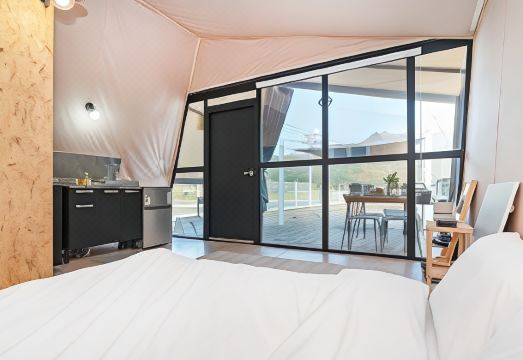 그레이스글램핑 수영장