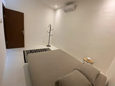 Sare Living Homestay Hotels in Mantrijeron