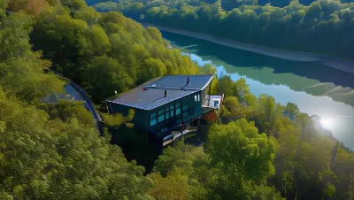 Beaver Lakefront Cabins - Couples Only Getaways Hotels in 