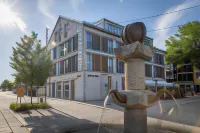 Hotel König Ludwig II فنادق في Ismaning